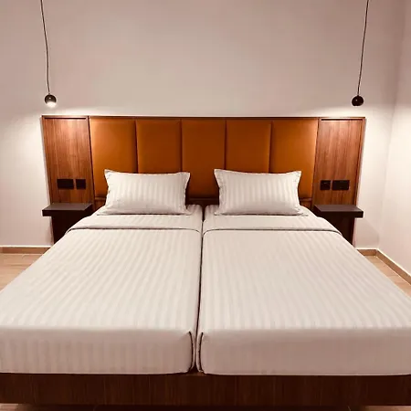 Πανσιόν Moonstone Boutique Living